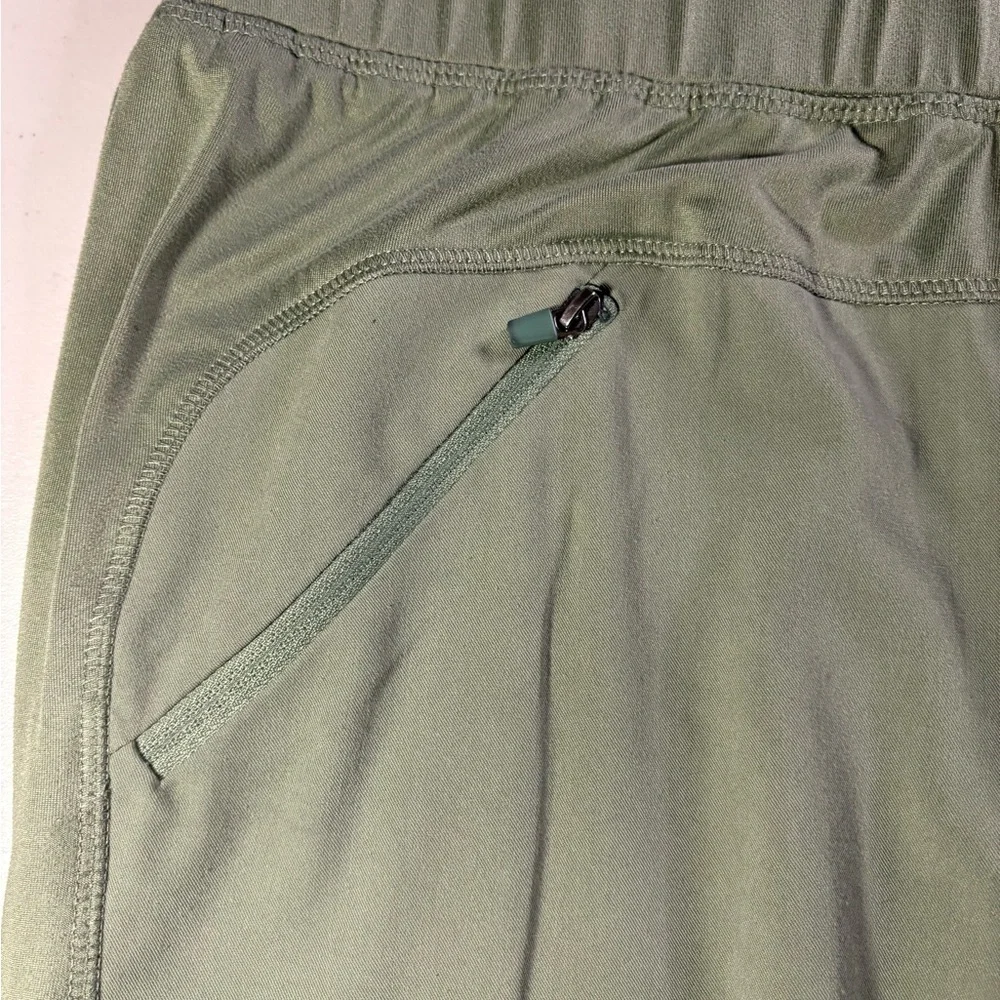White Cross Women’s XL Olive Green Activewear - Picture 6 of 13